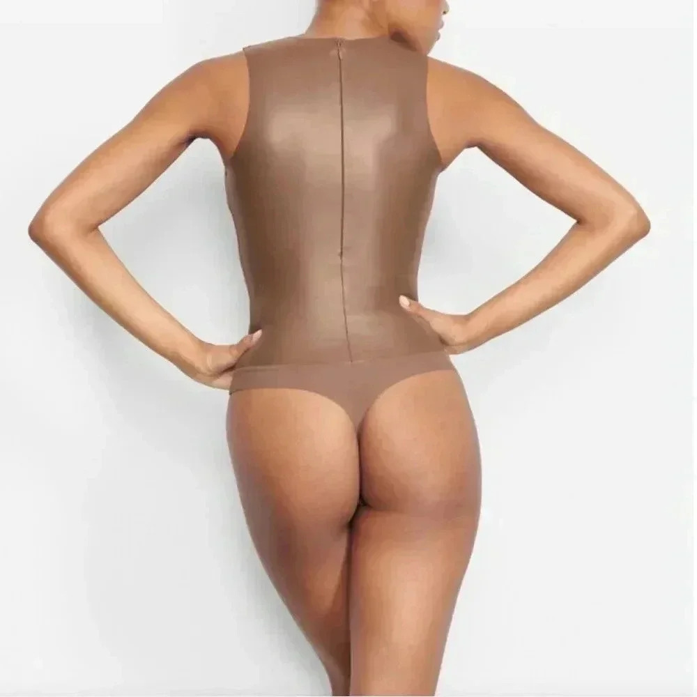 SKIMS Faux Leather Brown (Jasper) Crew Neck Bodysuit Size XL NWT - Picture 3 of 15